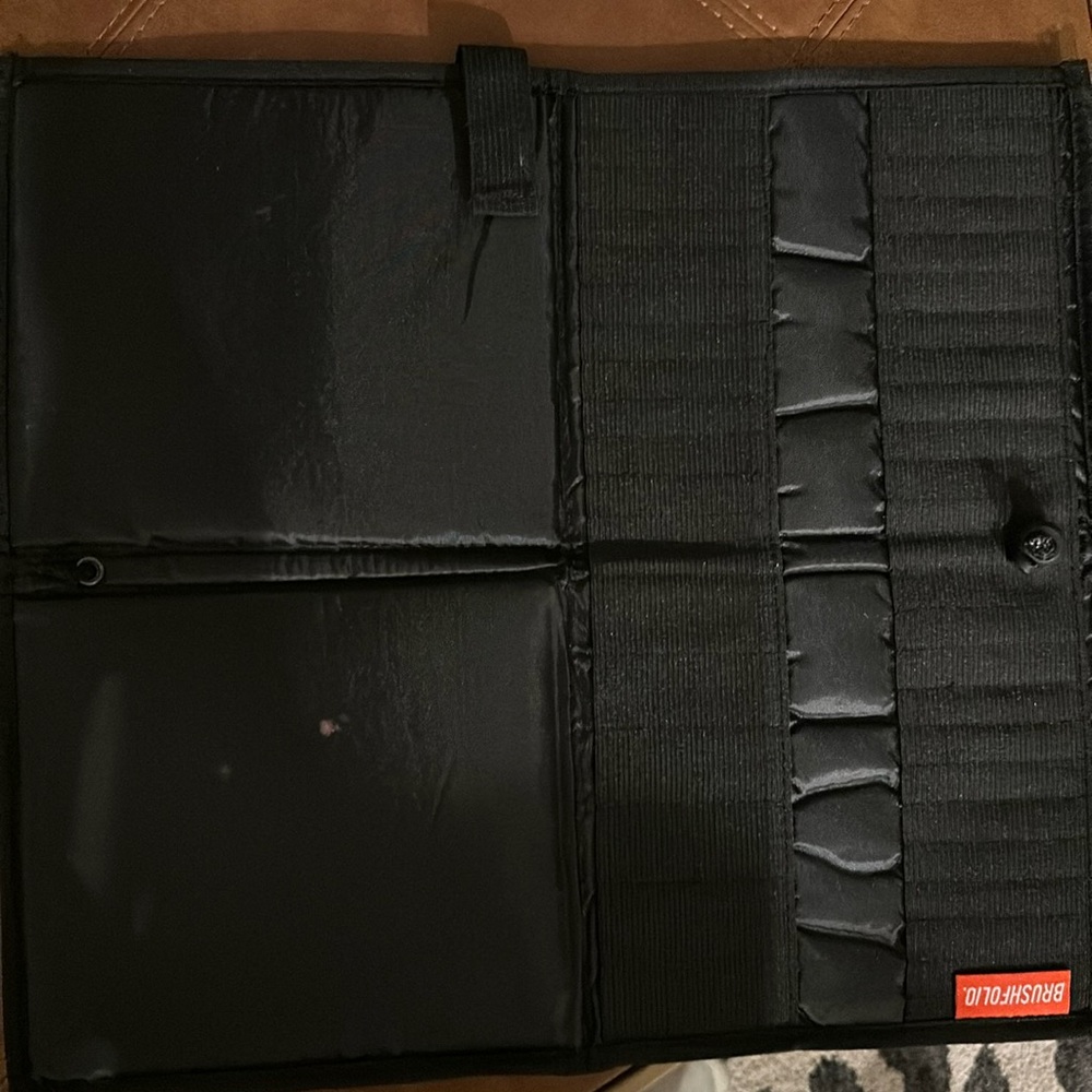 Brushfolio for sale, used but in GREAT CONDITION!